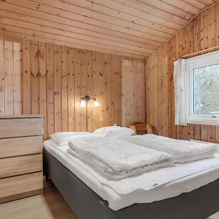 4 Bedroom Lovely In * Oksbøl